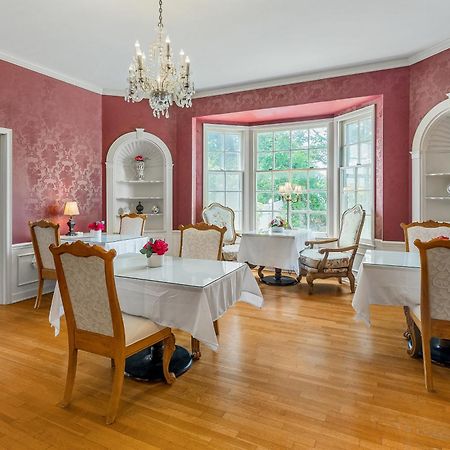 Beland Mansion-Blooming Garden Suite! Fort Smith Esterno foto
